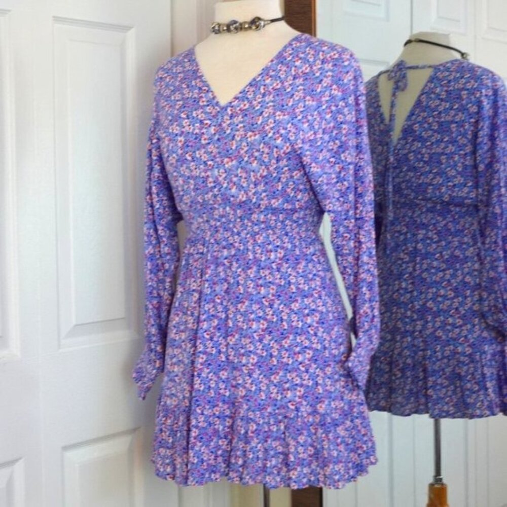 Boho Peasant Mini Dress XS Long Sleeve  Ruffle Hem Open Back